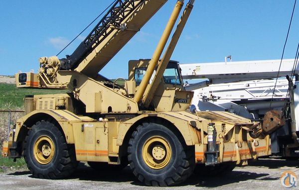 Rough terrain crane