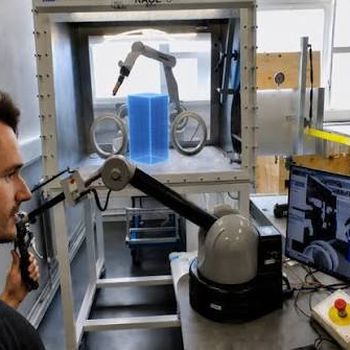 Digital Twin in-the-loop (DTIL)