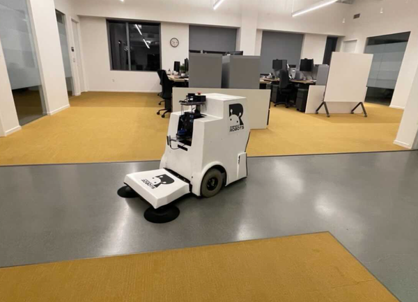 AI Cleaning Robot