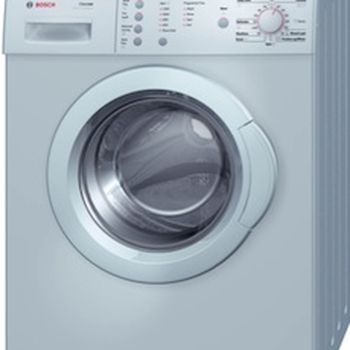 Washing machine water injection operates uses different cycles for different load types
