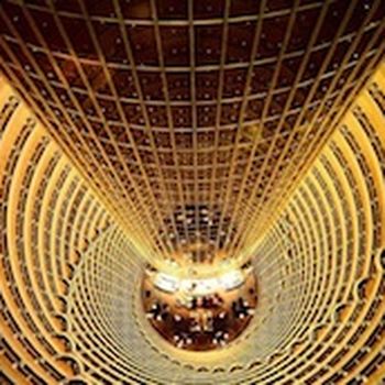 Petronas towers elevators