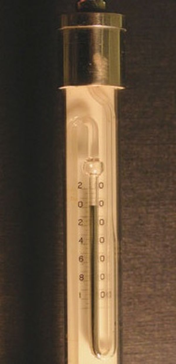 Beckmann differential thermometer