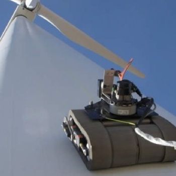 Wall climbing robot
