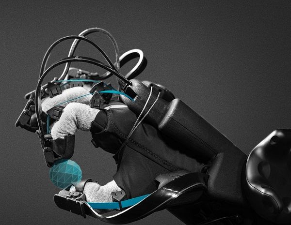 HaptX Gloves