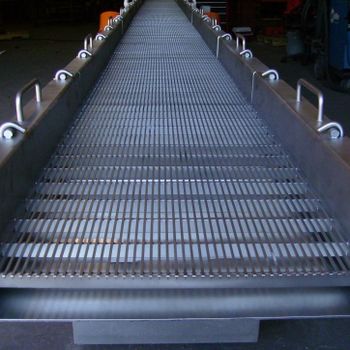 Vibrating conveyor