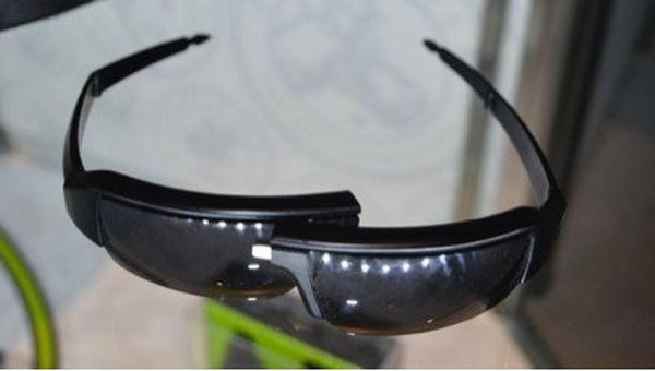 Easy folding wraparound sunglasses