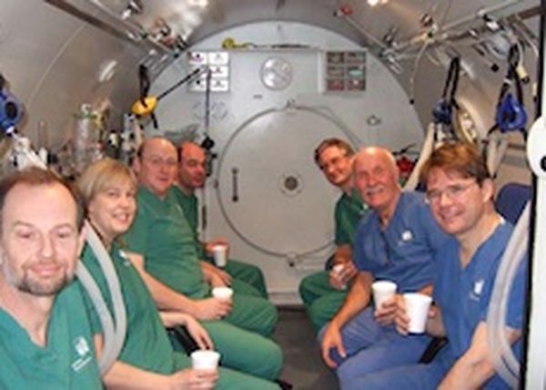 Decompression chamber for divers
