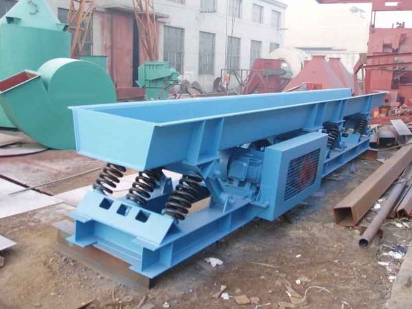 Vibrating conveyors