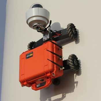 Magnetic wall climber for wind turbine inspection