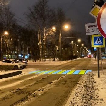 Crosswalk for snowy roads