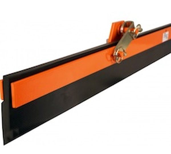 Self-aligning/self-adjusting seal