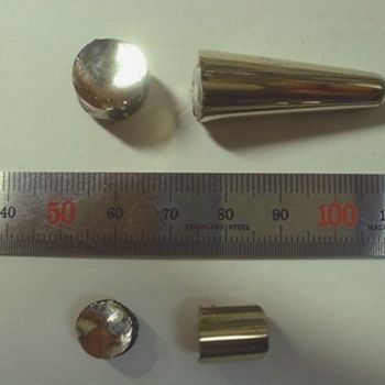 Metallic Glass for Durable Gears