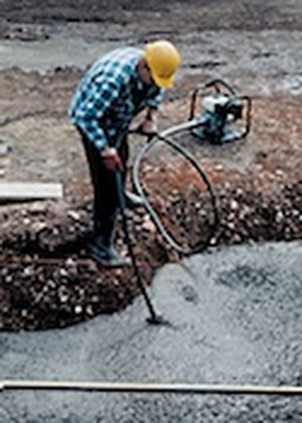 Vibration exciter to remove air from concrete