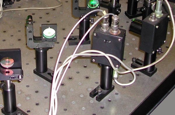 Photothermal spectroscopy