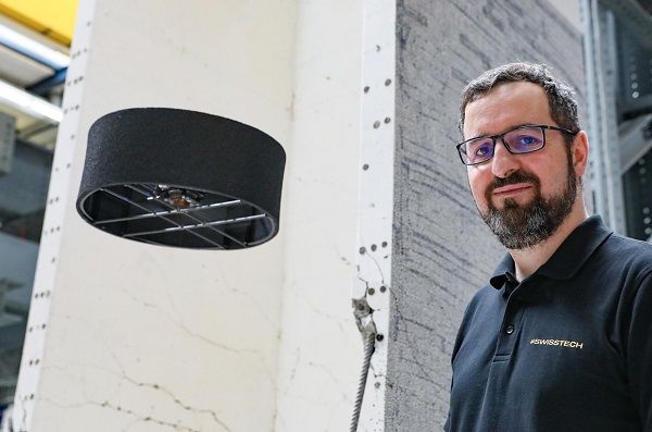 Flybotix