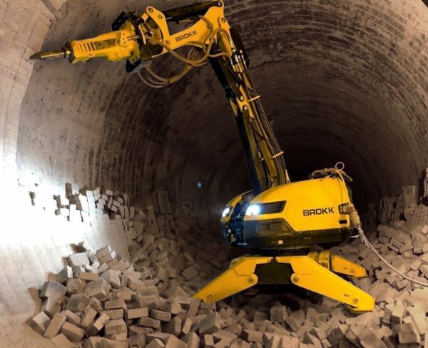 Brokk Attachment - Breakers and Splitters