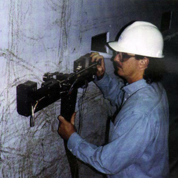 Magnetic Wall Crawler