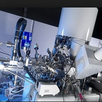 X-ray photoelectron spectroscopy (XPS)