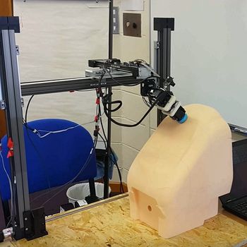 Cab front cleaning robot