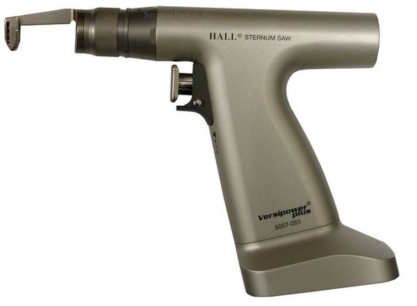 Sternal saw
