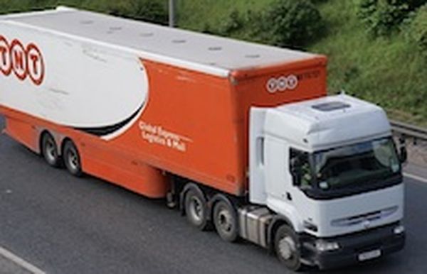 Articulated lorry