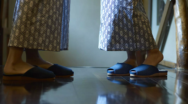 Self Parking Slippers