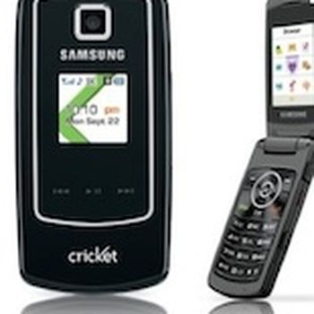 Clam shell mobile phone