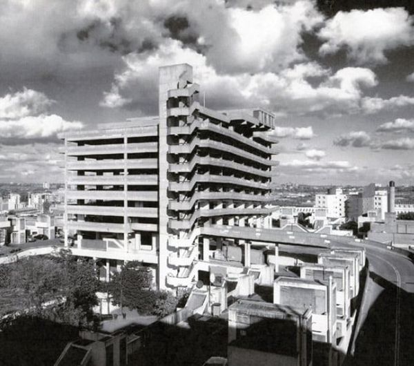 Multi storey car park