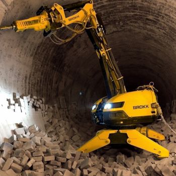 Brokk Attachment - Breakers and Splitters