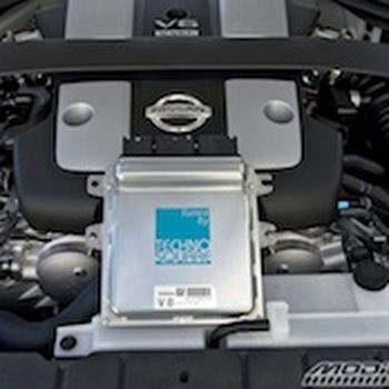 Self-tuning engine