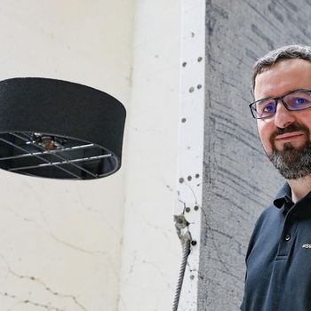 Flybotix
